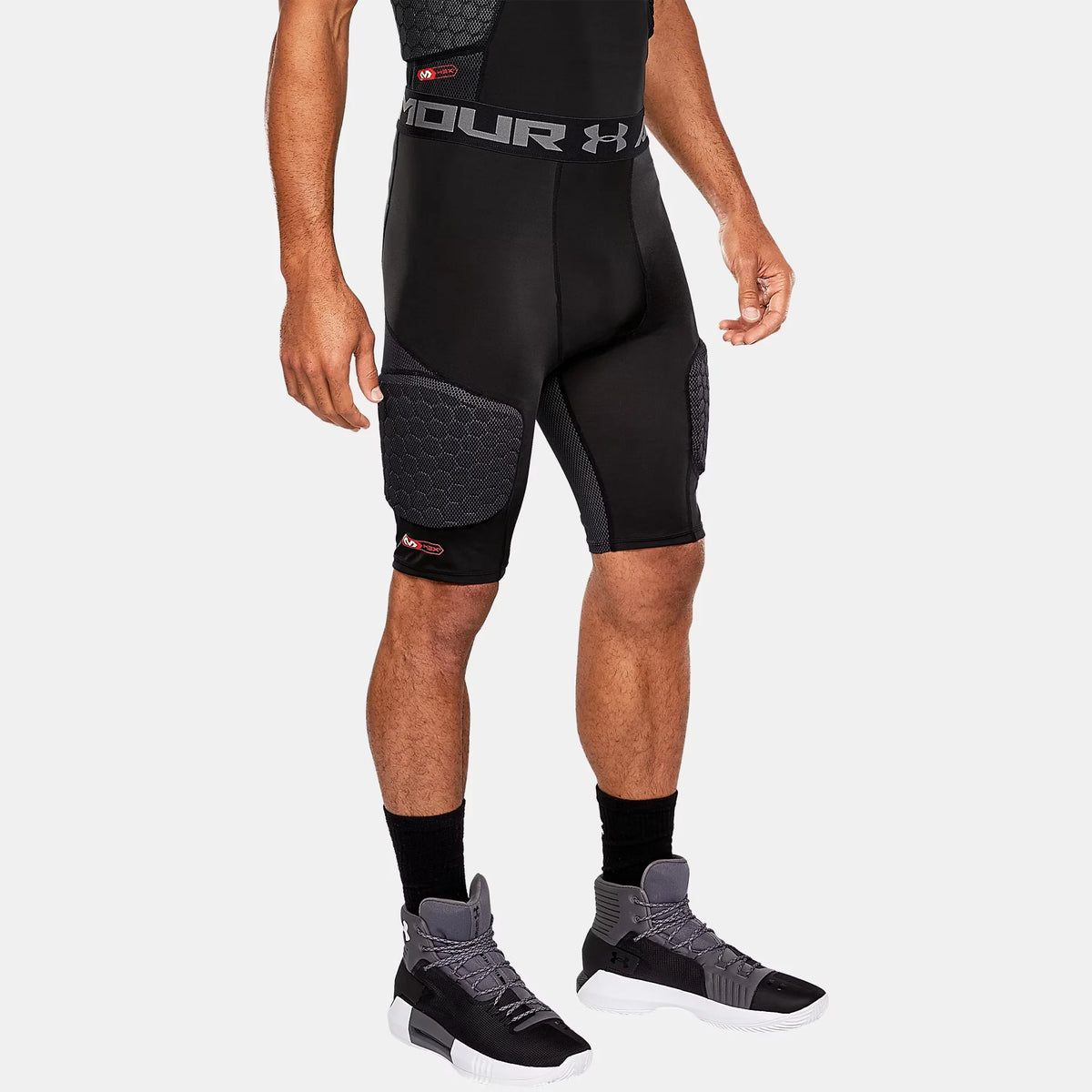 UA Gameday Armour Men's 3-Pad Basketball Shorts